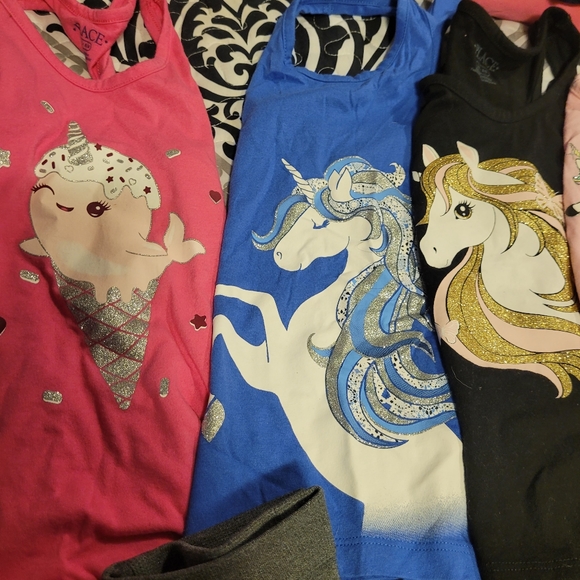 3 dresses, 4 tanks, 2 shirts, 2 tutus and tights. - Picture 6 of 10